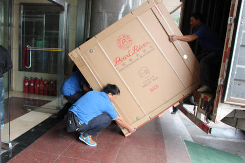 绥棱钢琴贵重工艺品无忧运